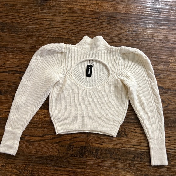 Express off white chunky cable knit sweater size s - Picture 2 of 7